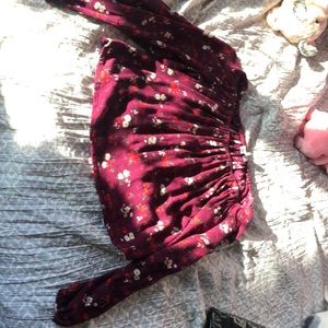 a long sleeve lose off the shoulders cropped shirt